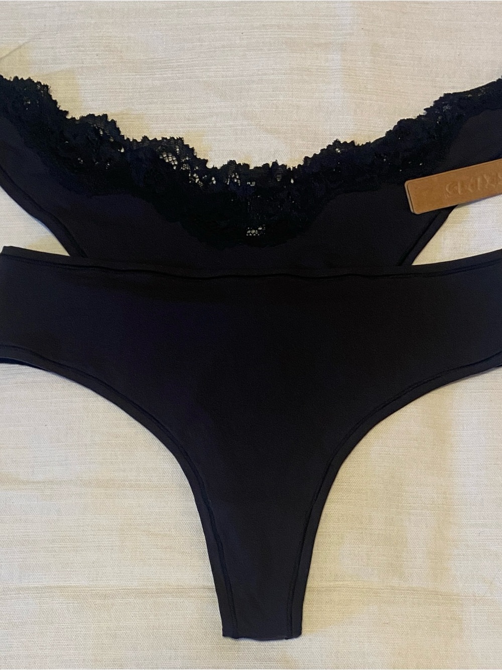 SKIMS 2- piece Bundle
